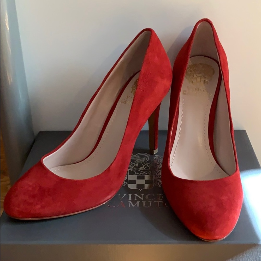 Crimson red suede vince camuto heels size 6.5